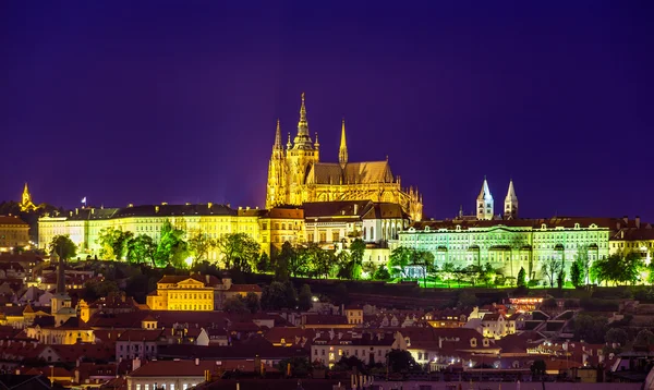 Weergave van Pražský Hrad kasteel — Stockfoto