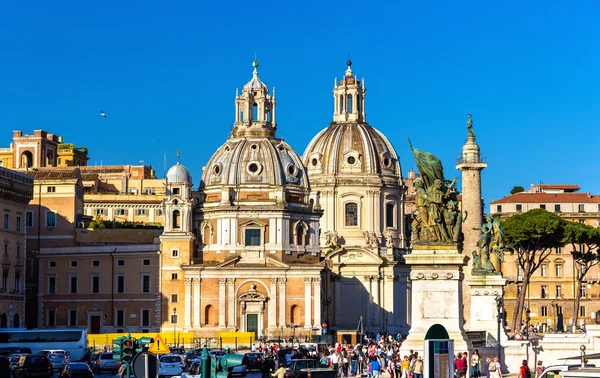 Santa Maria di Loreto kyrkan i Rom — Stockfoto