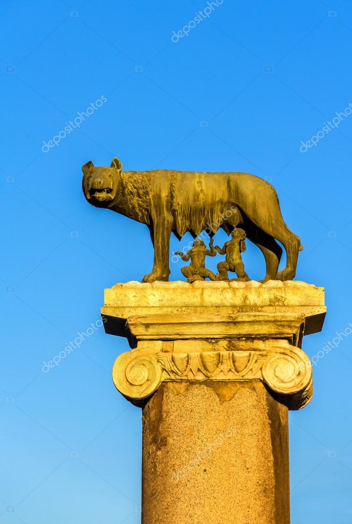 Capitoline Wolf statue in Rome, Italy Stock Photo by ©Leonid_Andronov