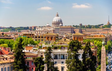 Rome St. Peter Bazilikası ile görünümünü