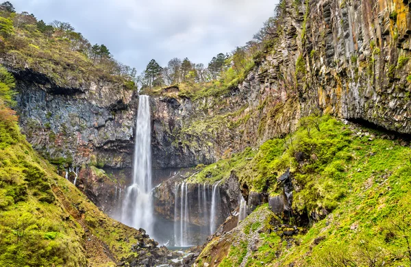 Kegon Falls, Japonya'nın en yüksek şelaleler