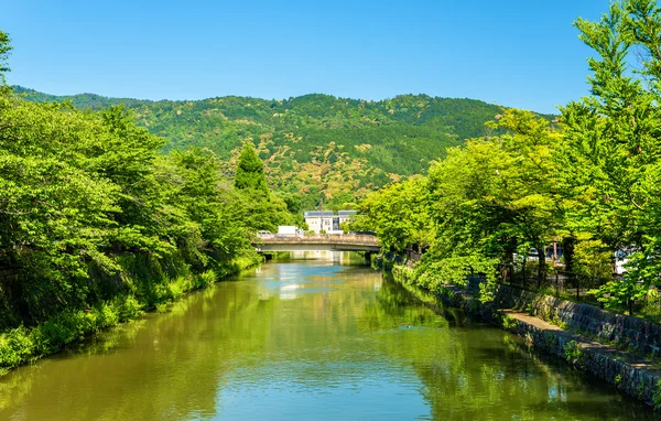 Kanal di samping Kuil Heian di Kyoto — Stok Foto
