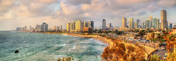 Panorama du front de mer méditerranéen à Tel Aviv — Photo