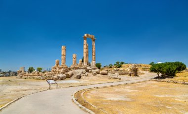 Tapınak Herkül, Amman Kalesi, Jabal al-Nev