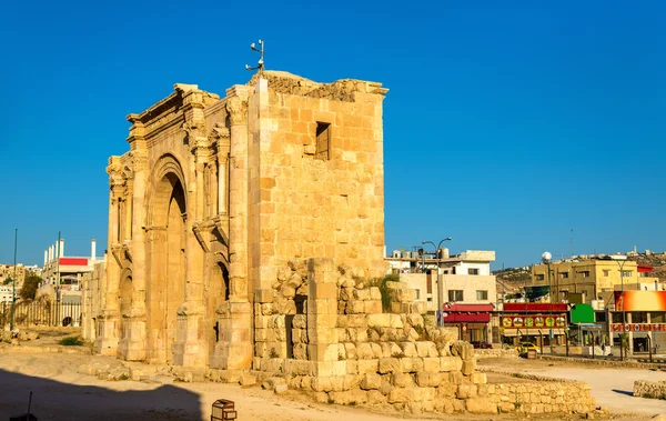 The Arch of Hadrian in Jerash — Stock Photo, Image