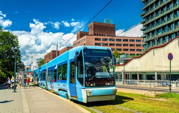 City tram at Kontraskjaeret Station in Oslo — Stock Photo, Image