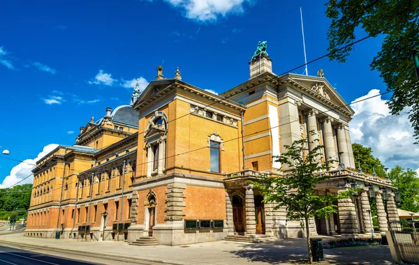 Teatro nacional en Oslo - Noruega — Foto de Stock