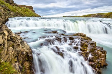 Gullfoss şelale Kanyonu Hvita nehir - İzlanda