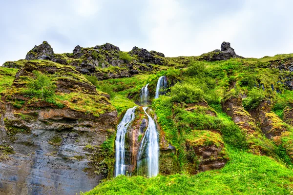 Невеликі водоспади біля Seljalandsfoss - Ісландії — стокове фото