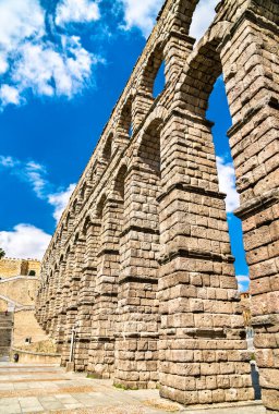 İspanya, Segovia 'da antik Roma su kemeri