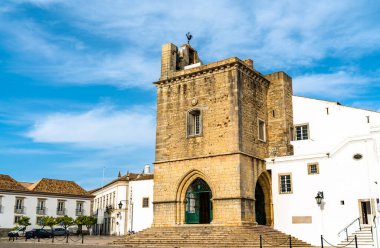 Portekiz, Algarve 'deki Faro Katedrali.