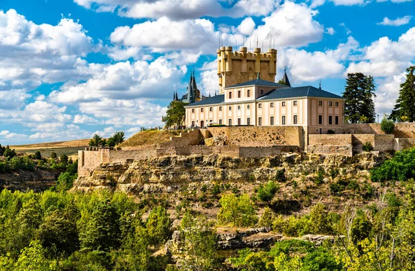 El Alcázar de Segovia en España —  Fotos de Stock