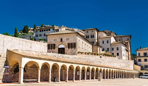 Paesaggio urbano di Assisi in Italia — Foto Stock