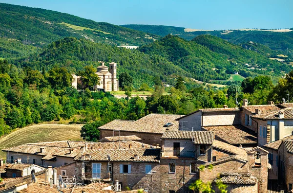 Sankt Bernardino kyrka i Urbino, Italien — Stockfoto