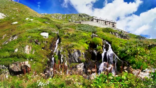 Wodospad na lodowcu Rhone w Furka Pass w Szwajcarii — Wideo stockowe