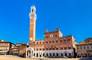 Palazzo Pubblico ve Torre del Mangia Siena, İtalya