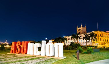 Paraguay 'daki Asuncion hoşgeldin tabelası