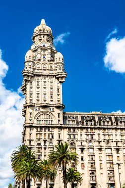 Salvo Sarayı, Uruguay 'da Montevideo' nun bir simgesi.