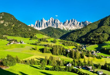 İtalya 'da Santa Maddalena' da Dolomitlerin Panoraması