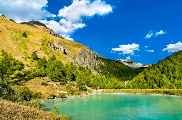 Mosjesee meer bij Zermatt in Zwitserland — Stockfoto