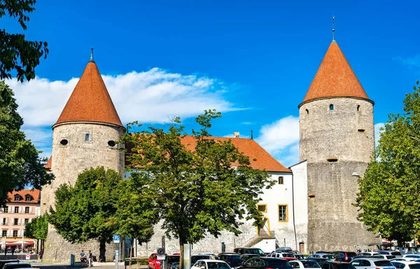 Yverdon-les-Bains slott i kantonen Vaud, Schweiz — Stockfoto