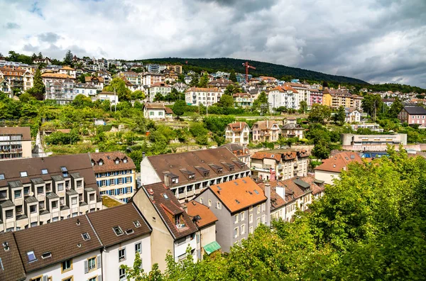 Stadtbild von Neuchatel in der Schweiz — Stockfoto