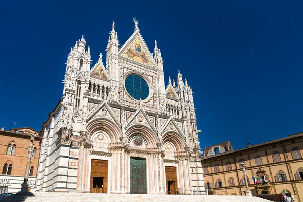 La Catedral de Siena en Toscana, Italia — Foto de Stock