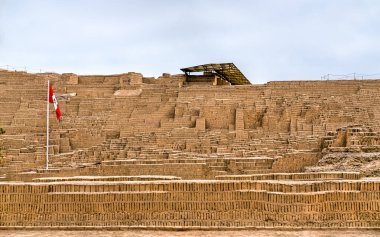 Lima, Peru 'daki Huaca Pucllana Piramidi
