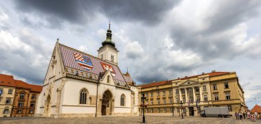 St. Mark Kilisesi ve Zagreb Hırvatistan Parlamentosu