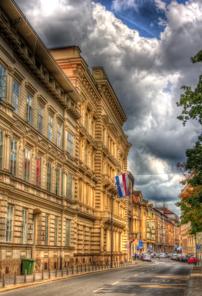 Un bâtiment dans le centre-ville de Zagreb, Croatie — Photo