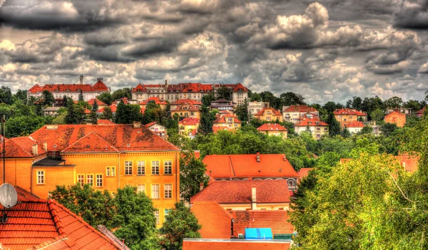 在克罗地亚的萨格勒布市全景图 — 图库照片