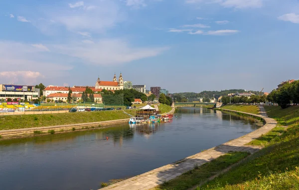Řeka Neris v Vilnius, Litva — Stock fotografie