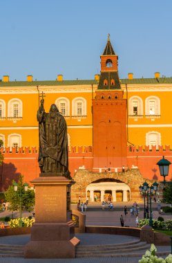 Moskova Patriği Hermogenes'in anıt