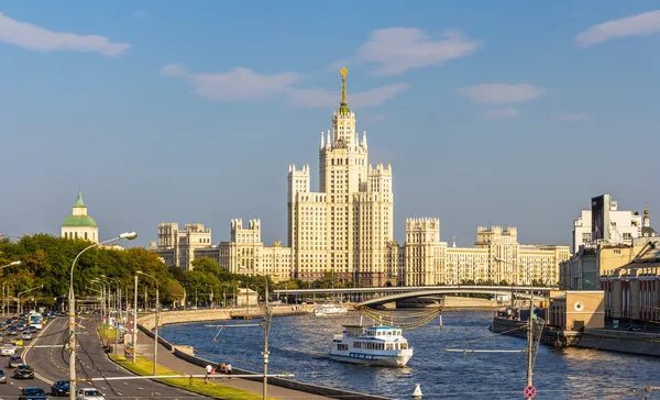 Budynek nasypu Kotelnicheskaya w Moskwie, Rosja — Zdjęcie stockowe