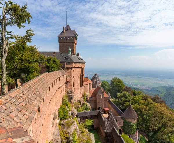 Chateau du haut-koenigsbourg - Alzacja, Francja — Zdjęcie stockowe