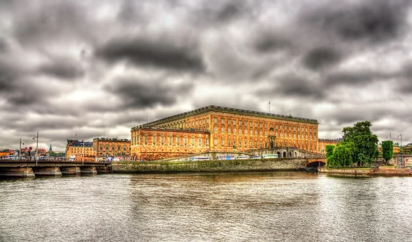 Widok na Pałac Królewski Sztokholm w Szwecji — Zdjęcie stockowe