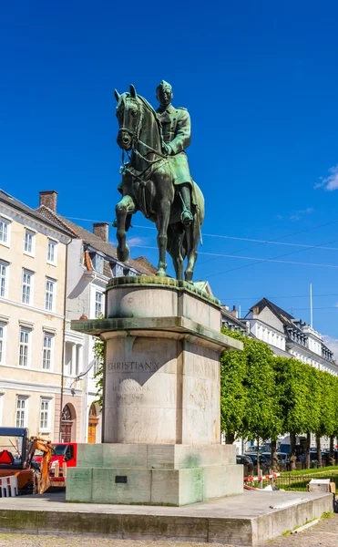Kral'ın atlı heykeli Hıristiyan x Kopenhag — Stok fotoğraf