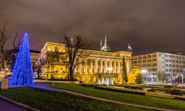 , Sırbistan Cumhurbaşkanı gece Belgrad'ın ofisi