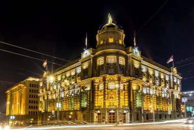 Gece - Belgrad Sırbistan Cumhuriyeti Hükümeti