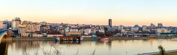 Panorama de Belgrado sobre o rio Sava - Sérvia — Fotografia de Stock