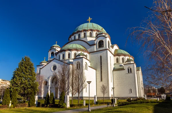 Kirche des heiligen sava in belgrad - serbien — Stockfoto