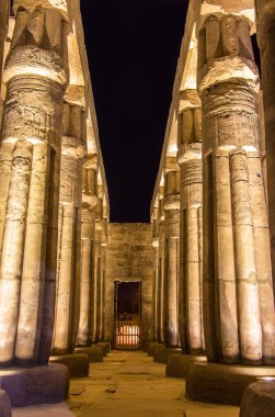 Colonnade Luxor Tapınağı - Mısır