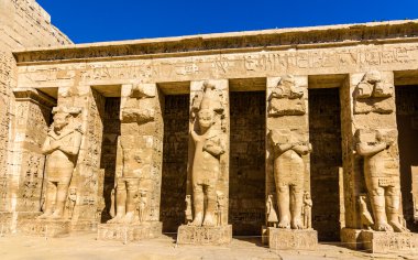 Medinet Habu Tapınağı - Mısır antik resimler