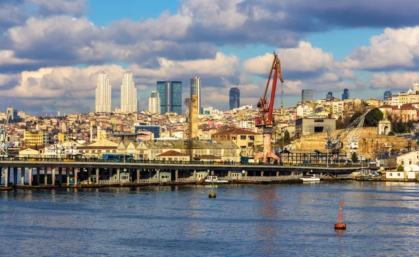 Vista de Istambul e da ponte Ataturk - Turquia — Fotografia de Stock