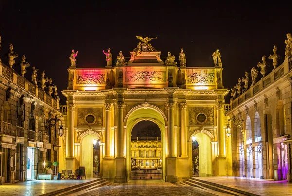 Arco Aquí en la Plaza Stanislas en Nancy - Francia, Lorena — Foto de Stock