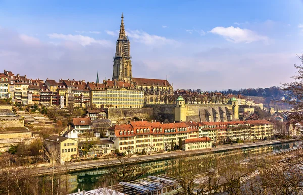 Pohled na Bern s jeho Munster - Švýcarsko — Stock fotografie