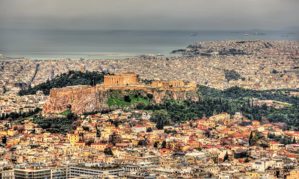 Mount Lycabettus - Yunanistan dan Atina akropolisi görünümünü — Stok fotoğraf