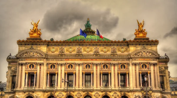 Palais Garnier'e, Paris, Fransa için ünlü bir opera binası — Stok fotoğraf