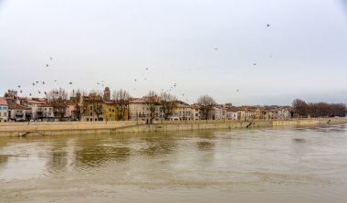 Arles - Fransa, Provence-Alpes-Cote d'Azur çıkabilir
