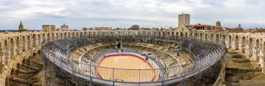 Arles - unesco dünya mirası Fransa Roma amfi